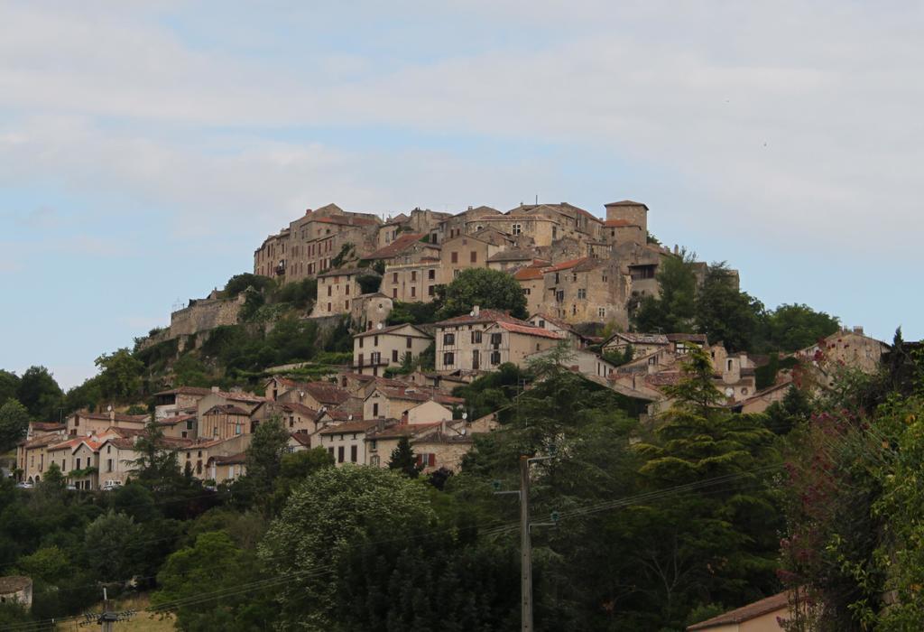 Le Pigeonnier De Lacalm Gite Saint-Gregoire  Exteriér fotografie